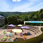 Tatil parkı Vvf Cantal Salers Vendes 3*