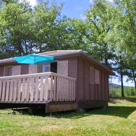 Vvf Cantal Salers Vendes Village de vacances