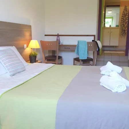 Vvf Cantal Salers Vendes Tatil parkı