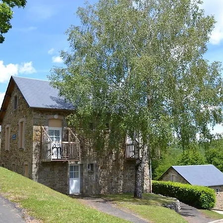 Tatil parkı Vvf Cantal Salers Vendes Bassignac