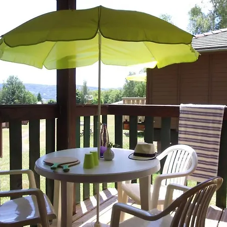 Tatil parkı Vvf Cantal Salers Vendes Bassignac