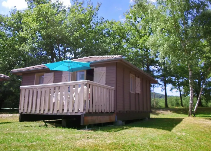 Vvf Cantal Salers Vendes Village de vacances