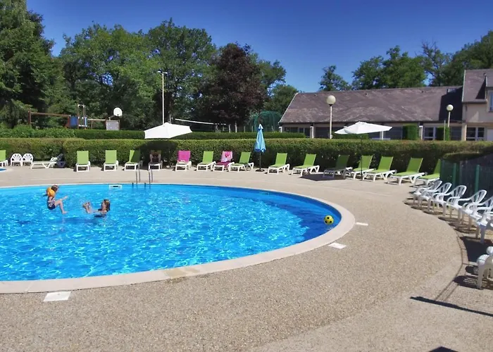 Vvf Cantal Salers Vendes 3* Bassignac